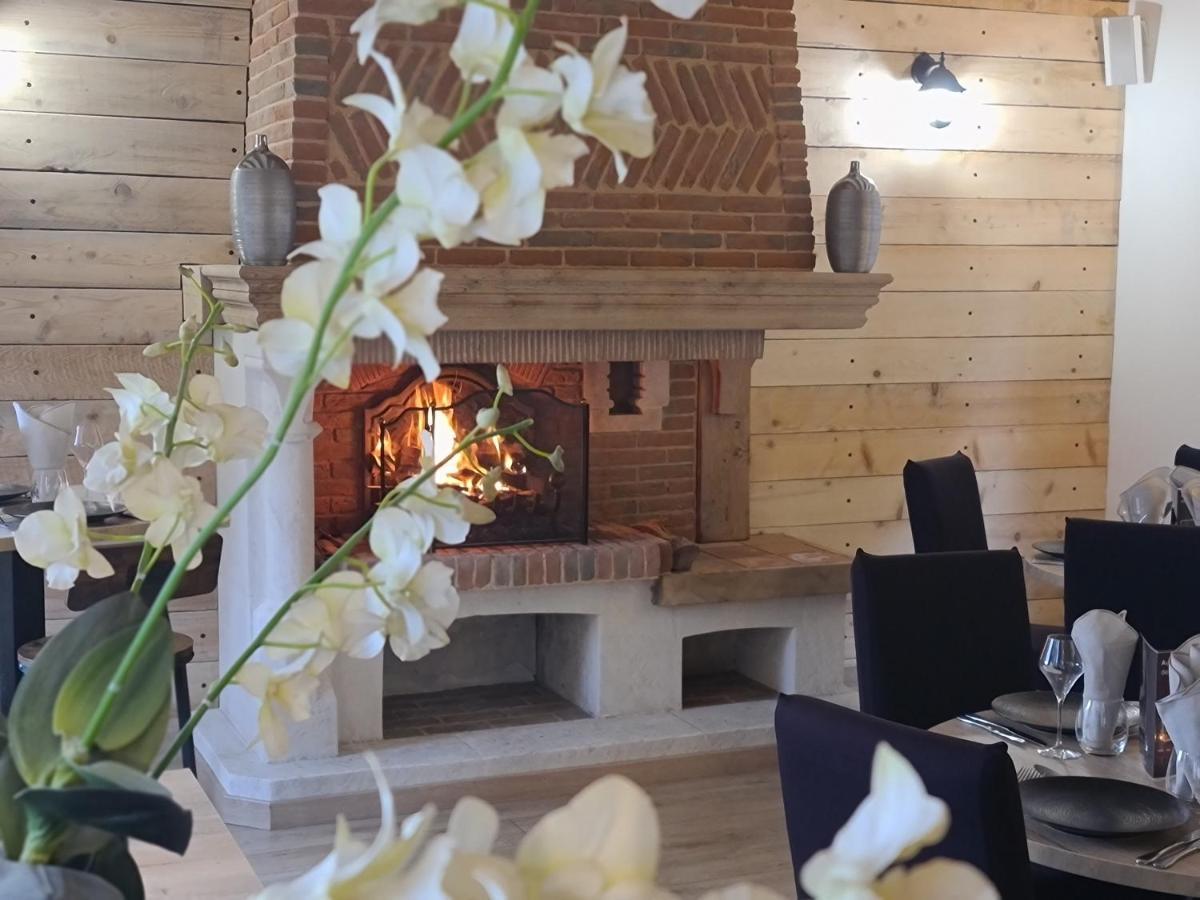 De La Durdent Hotel
